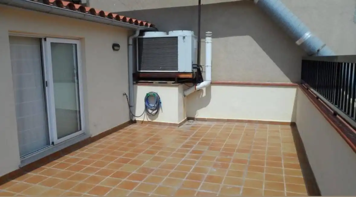Adosado con terraza en venta en Carrer Pizarro 81B