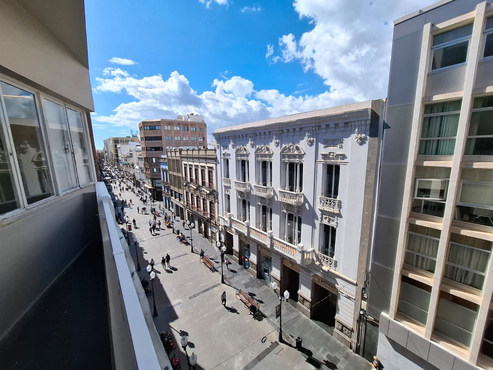Vista exterior de Casa o xalet en venda en Las Palmas de Gran Canaria amb Terrassa