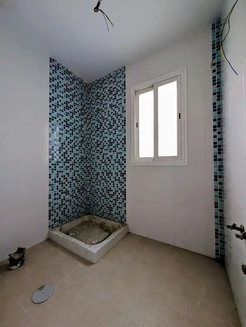 Bathroom of Flat for sale in Loja  with Terrace and Balcony