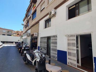 Local comercial en venda a N/A