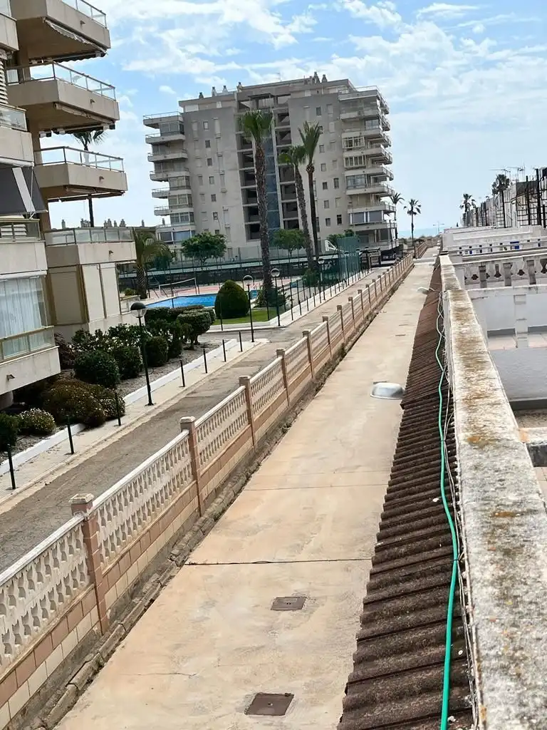 Vista exterior de Casa adosada en venda en Peñíscola / Peníscola amb Aire condicionat
