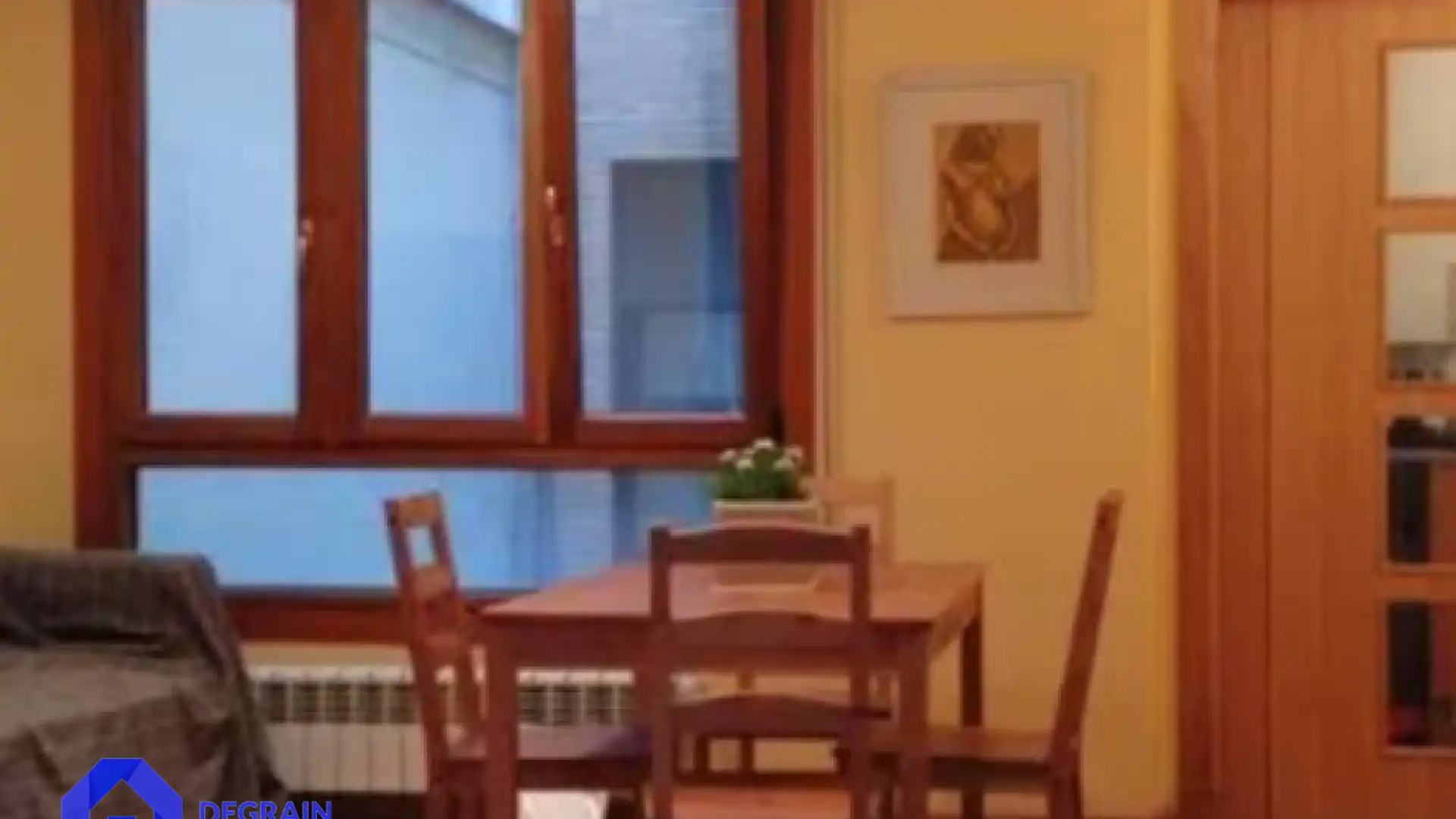 Comedor de Piso en venta en Oviedo  con Calefacción