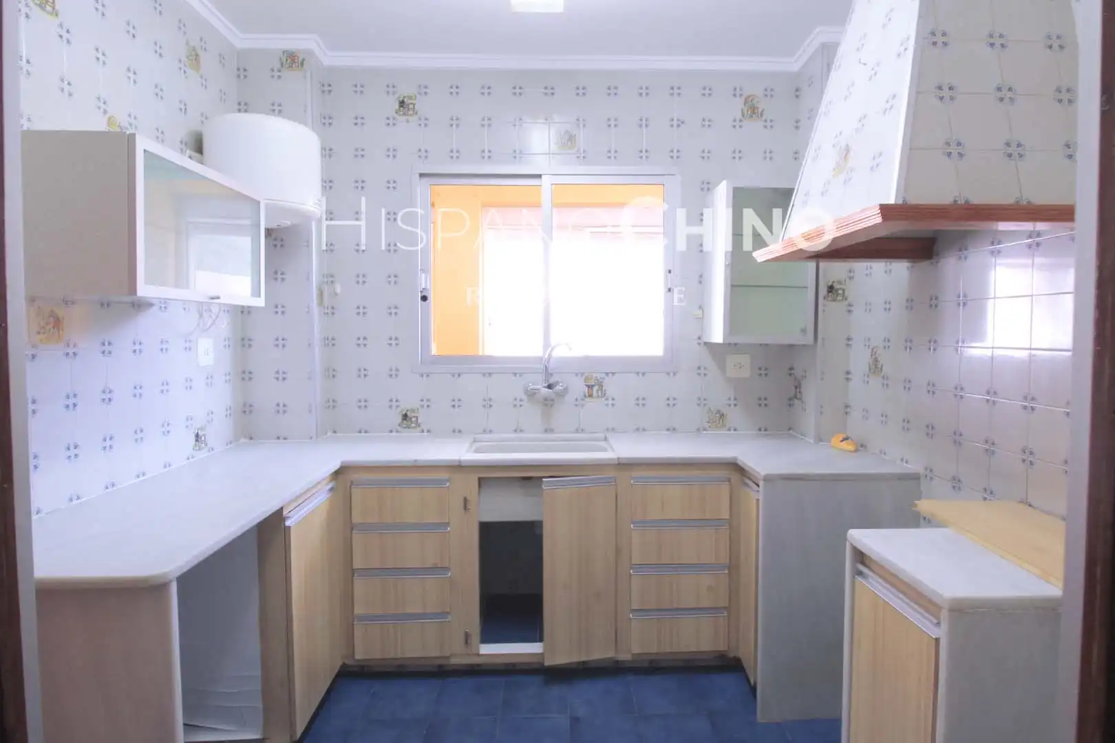 Cocina de Casa adosada en venta en Serra con Terraza