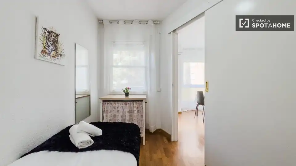 Room in El Coll