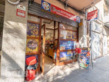 Local comercial en venda a Rambla Joan baptista pirelli .