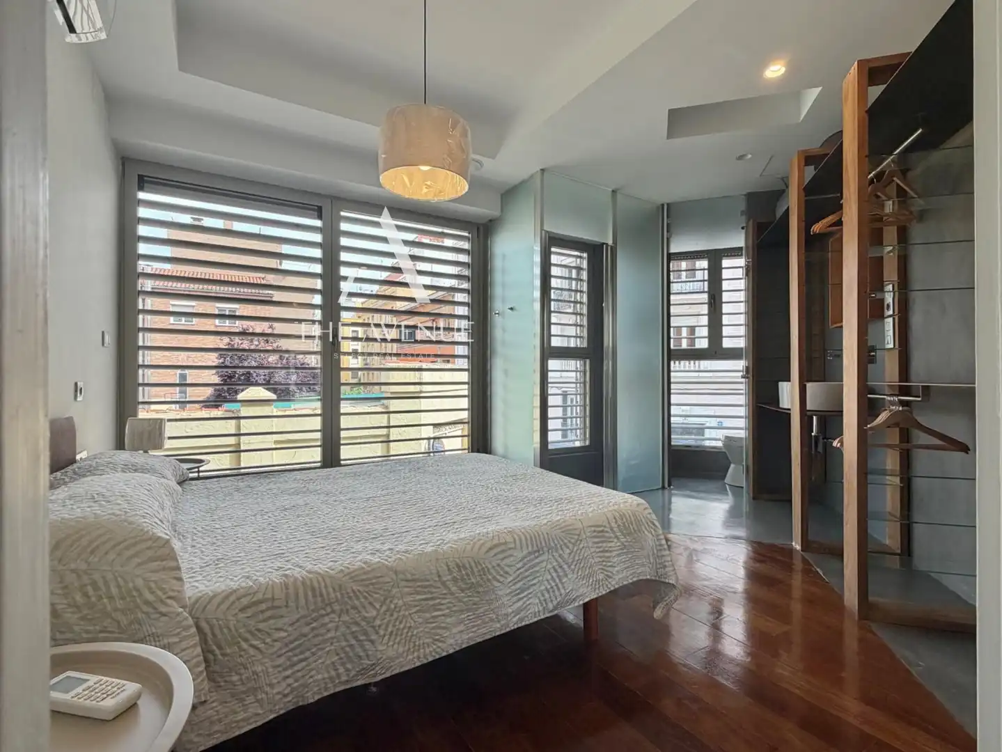 Bedroom of Flat for sale in Madrid  with Air Conditioner, Storage room and Furnished