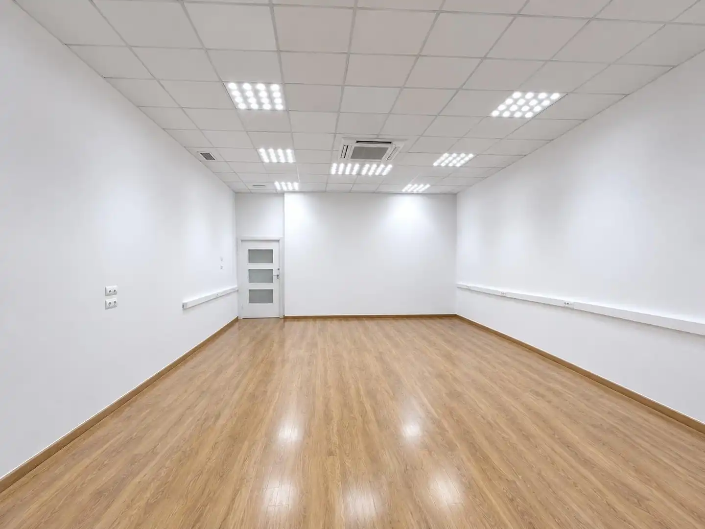 Büro zur Miete in Campanar