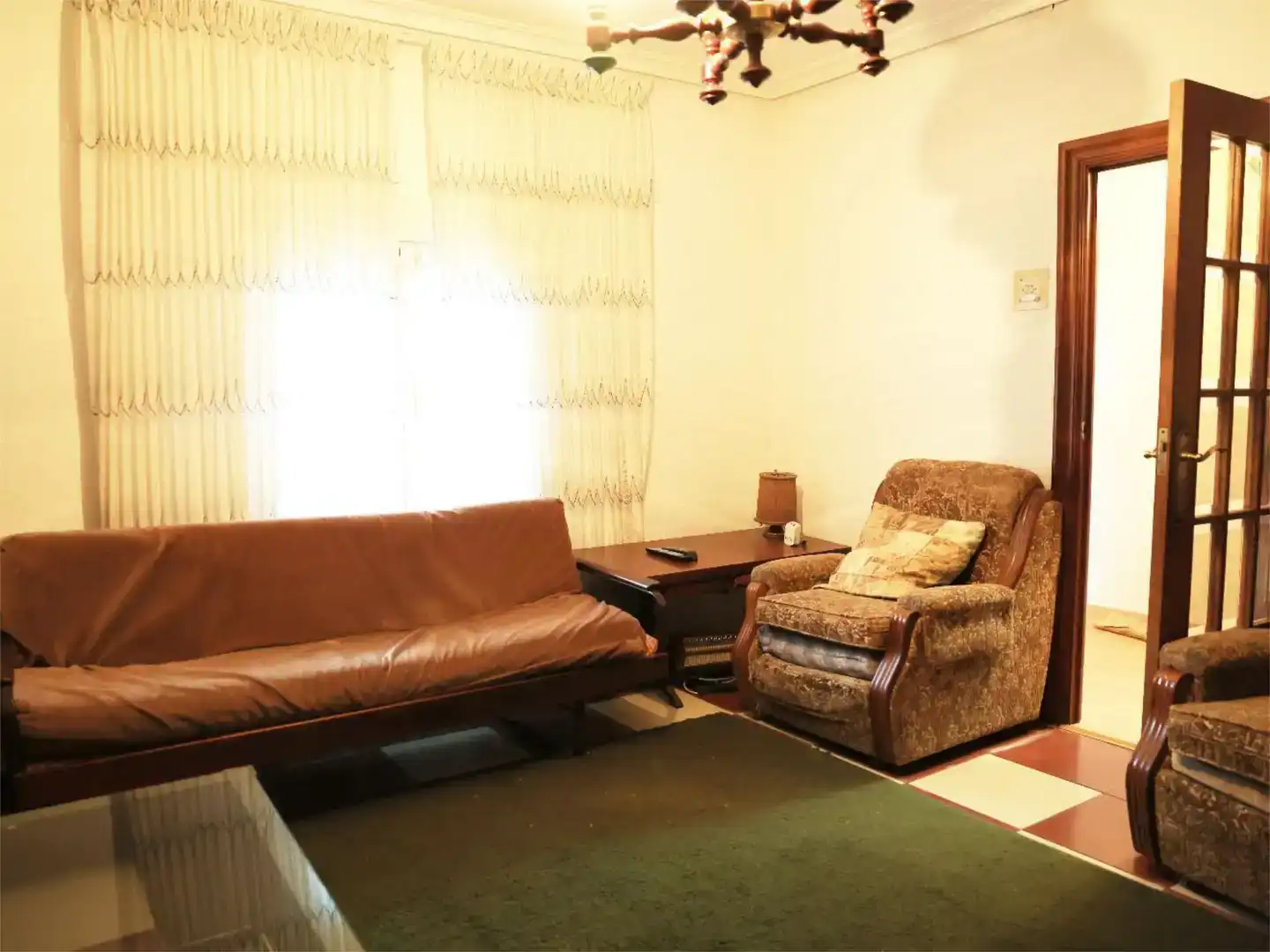 Sala d'estar de Casa adosada en venda en Miranda de Ebro amb Jardí privat, Parquet i Traster