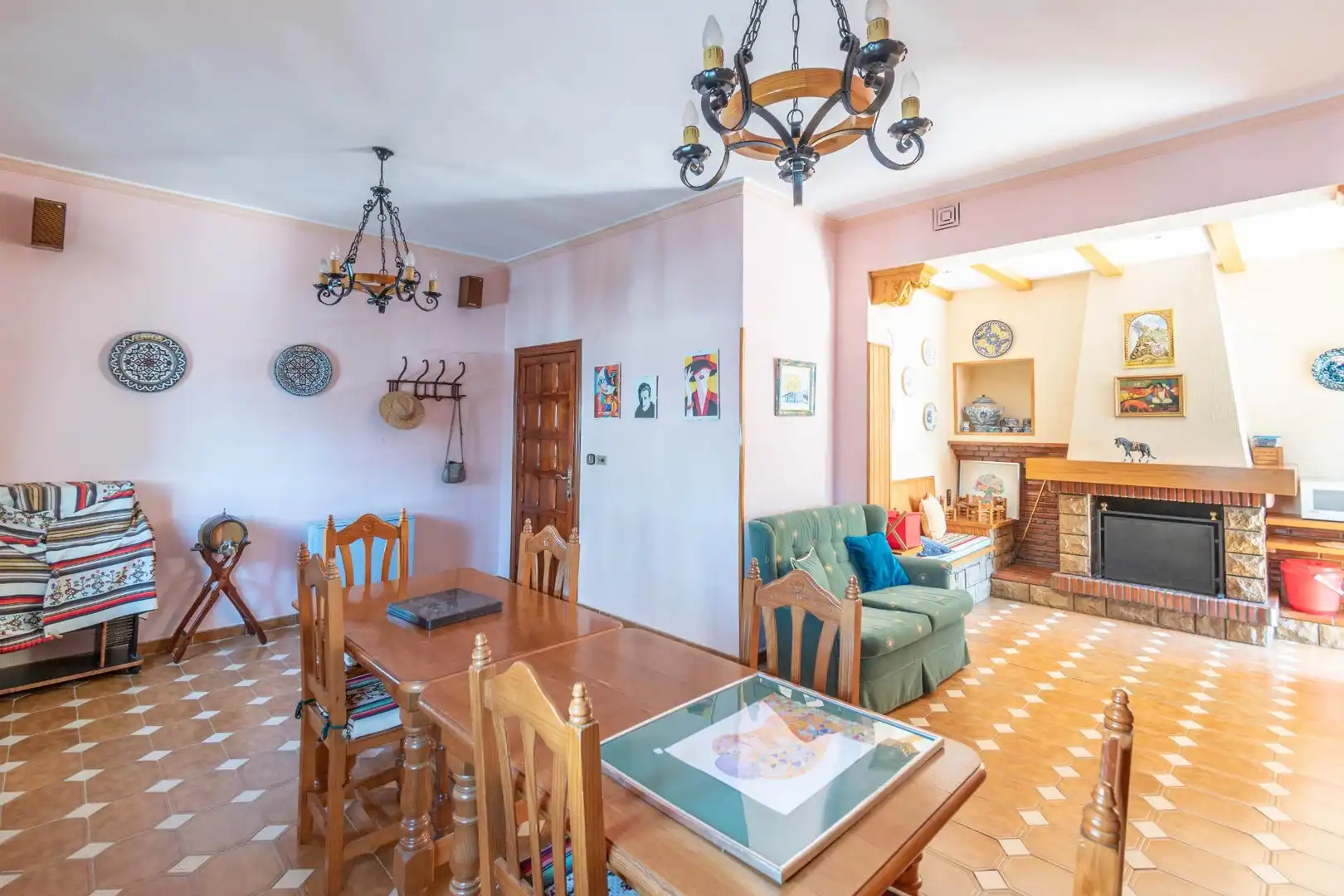 Dining room of Detached homes for sale in Jun  with Terrace, Furnished and Alarm