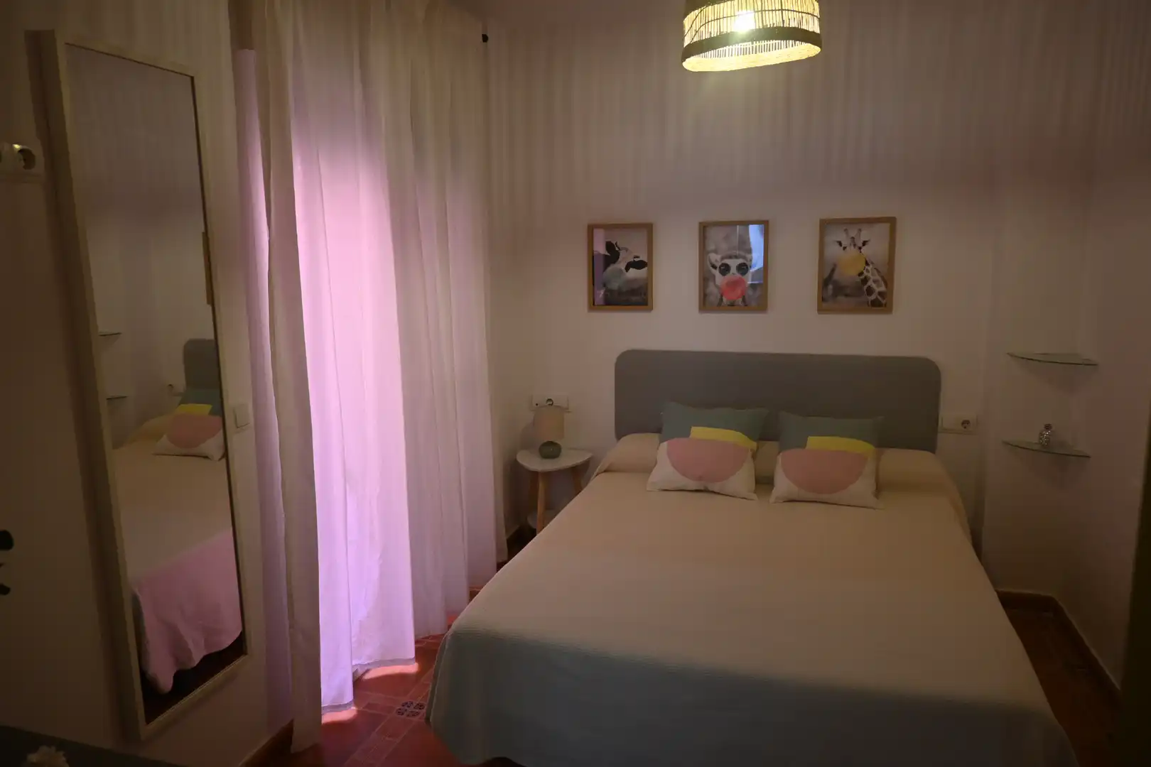 Habitación de Casa adosada de alquiler en Sagunto / Sagunt con Aire acondicionado, Calefacción y Terraza