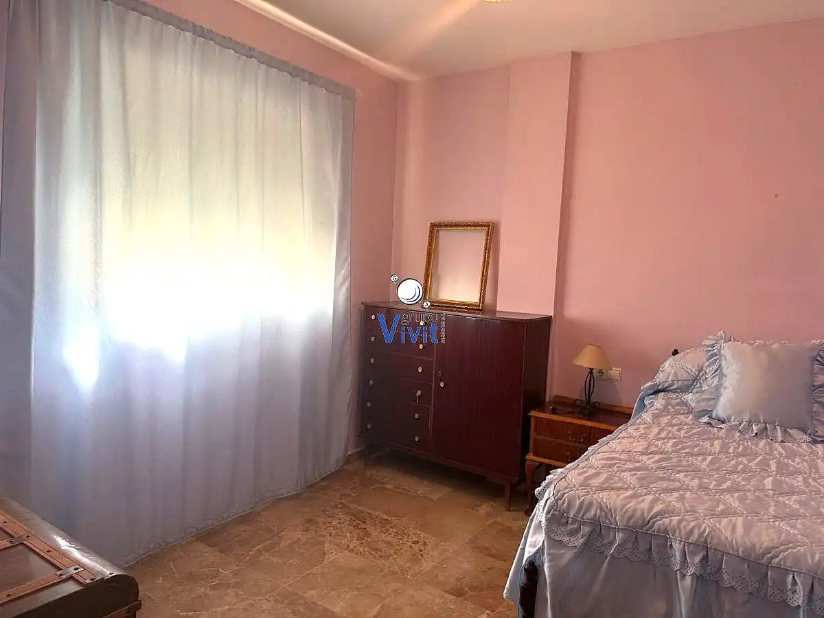 Habitación de Casa adosada en venta en Alcalá de Guadaira
