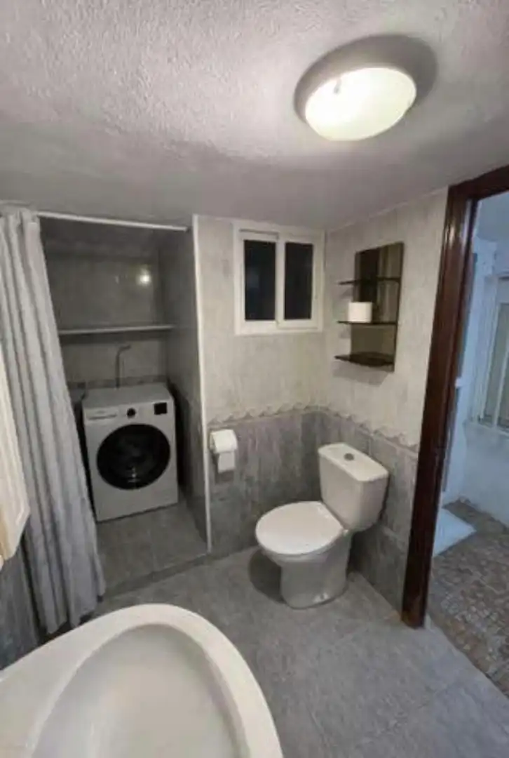 Baño de Casa adosada en venta en Jaén con Aire acondicionado, Jardín privado y Balcón