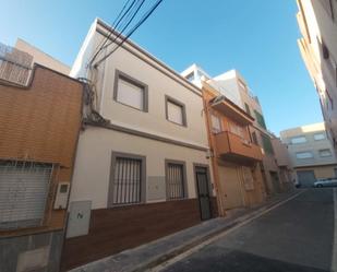Vista exterior de Planta baixa en venda en  Almería Capital