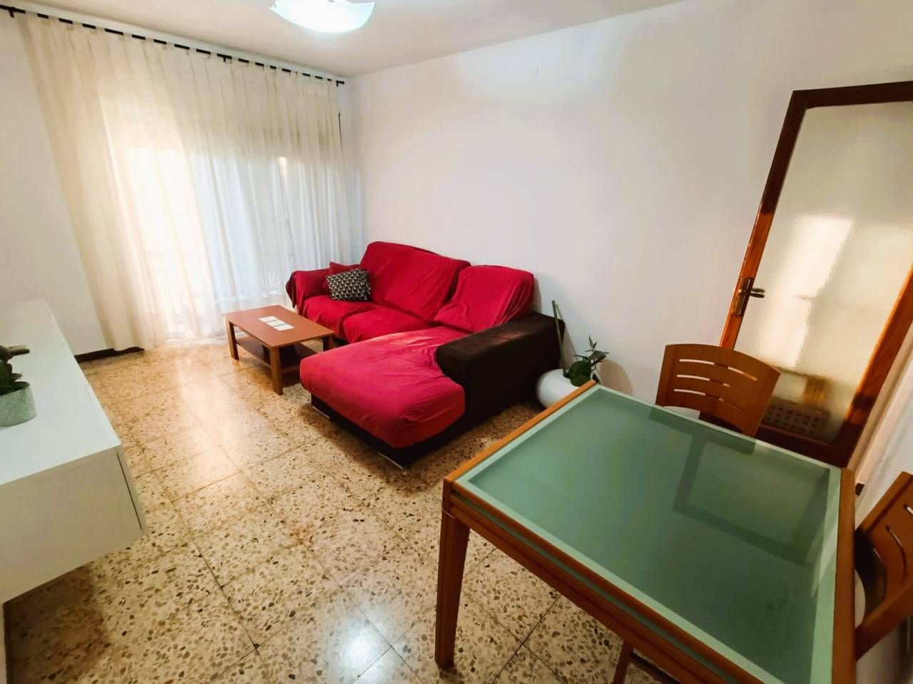 Exterior view of Flat for sale in Santa Coloma de Gramenet  with Balcony