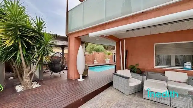 Terrassa de Casa o xalet en venda en Cunit amb Aire condicionat, Calefacció i Jardí privat
