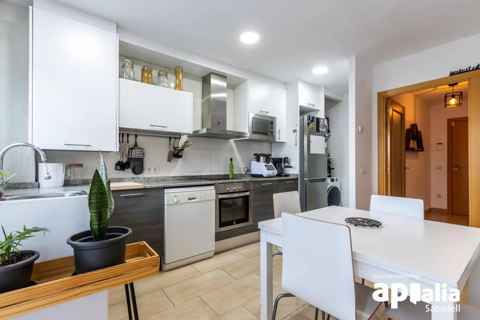 Penthouse with terrace for sale in Centre - Sant Oleguer, imagen 8