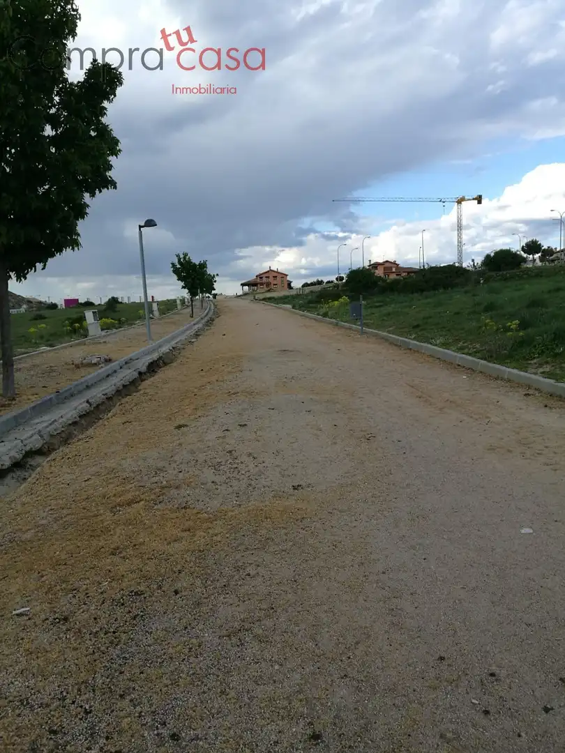 Terreni e lotti in vendita a La Lastrilla, imagen 29