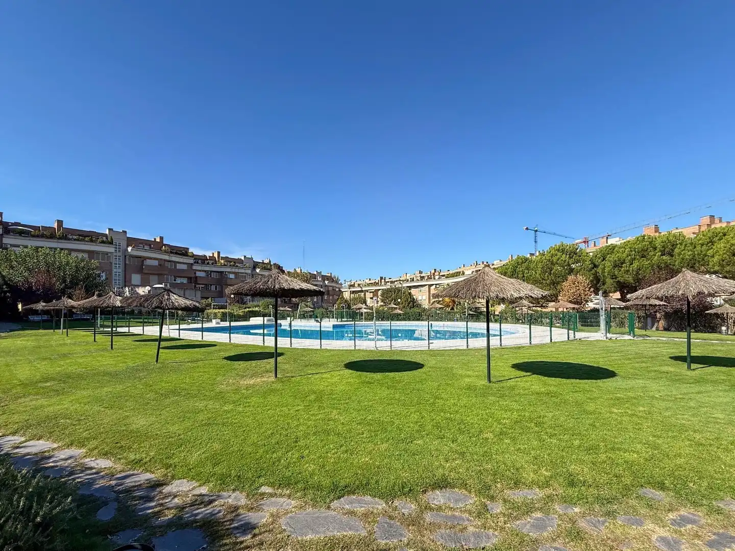Piscina de Pis en venda en Rozas Centro