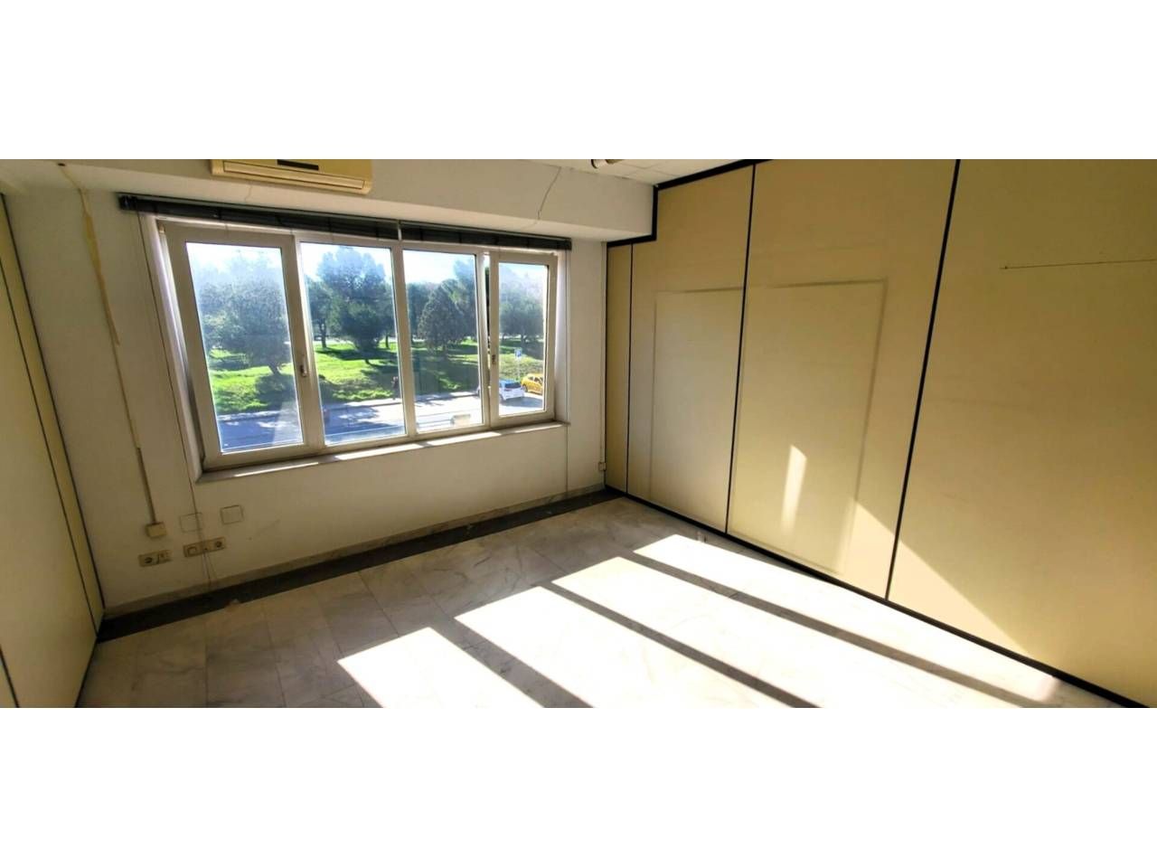 Schlafzimmer von Büro zur Miete in  Toledo Capital