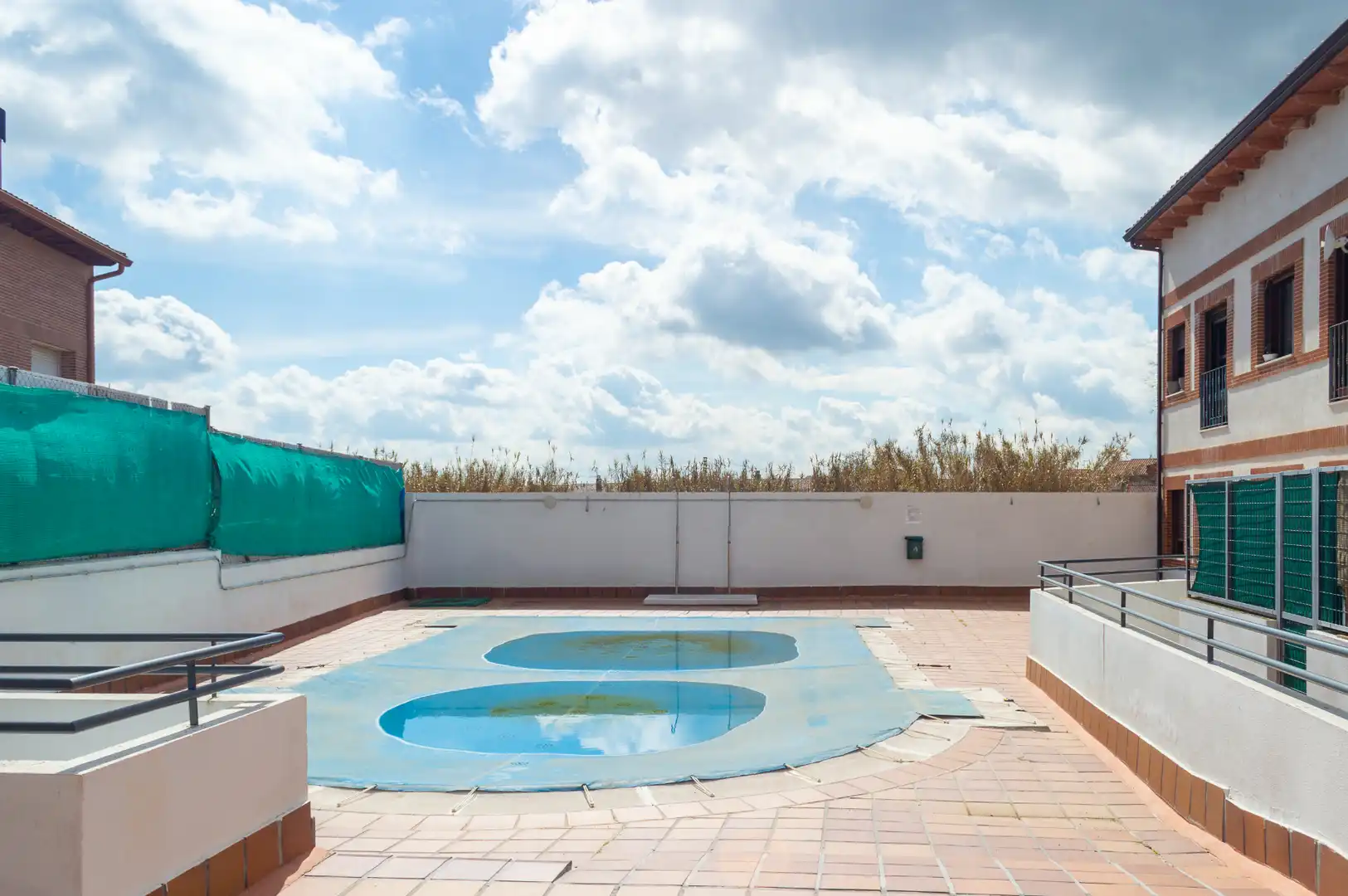 Piscina de Apartamento en venta en Fontanar con Parquet, Trastero y Piscina comunitaria