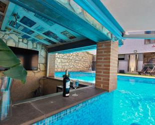 Swimming pool of Single-family semi-detached for sale in Rivas-Vaciamadrid  with Air Conditioner, Heating and Private garden