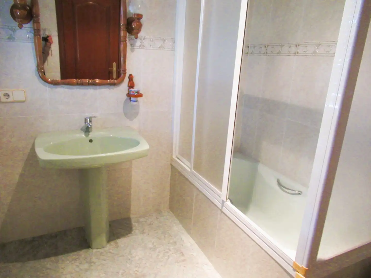 Baño de Casa o chalet en venta en Camarma de Esteruelas con Calefacción, Jardín privado y Terraza