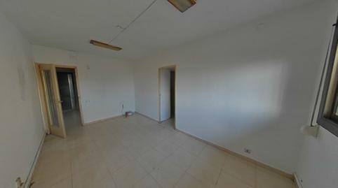 Foto 4 de Pis en venda a Ciutat Meridiana,  Barcelona Capital