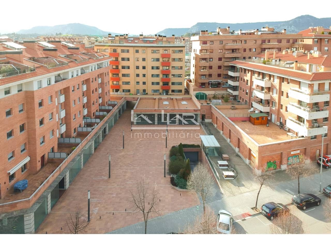 Exterior view of Duplex for sale in Vic  with Air Conditioner, Heating and Parquet flooring