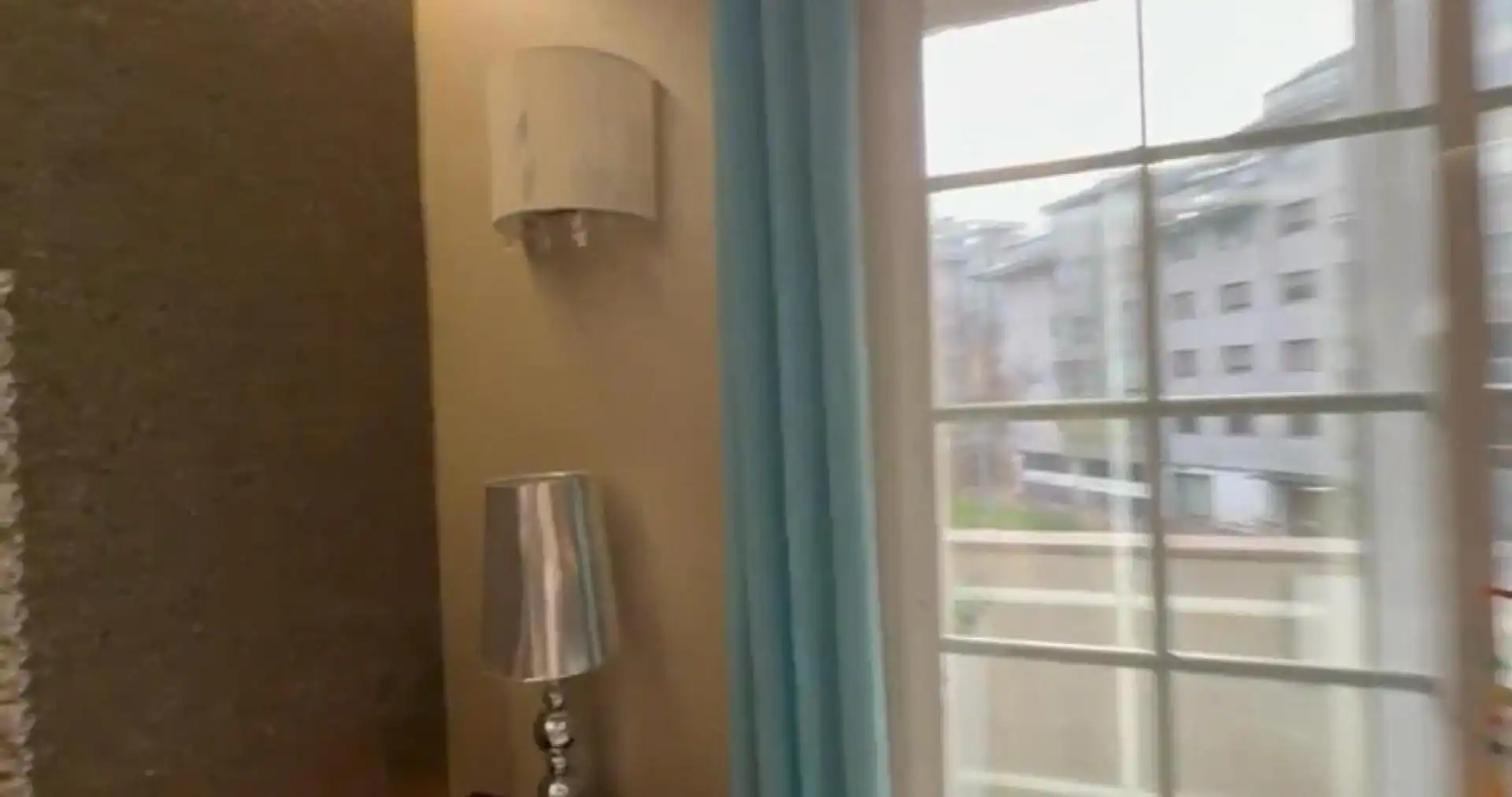 Dormitori de Pis en venda en Pontevedra Capital  amb Aire condicionat, Calefacció i Balcó