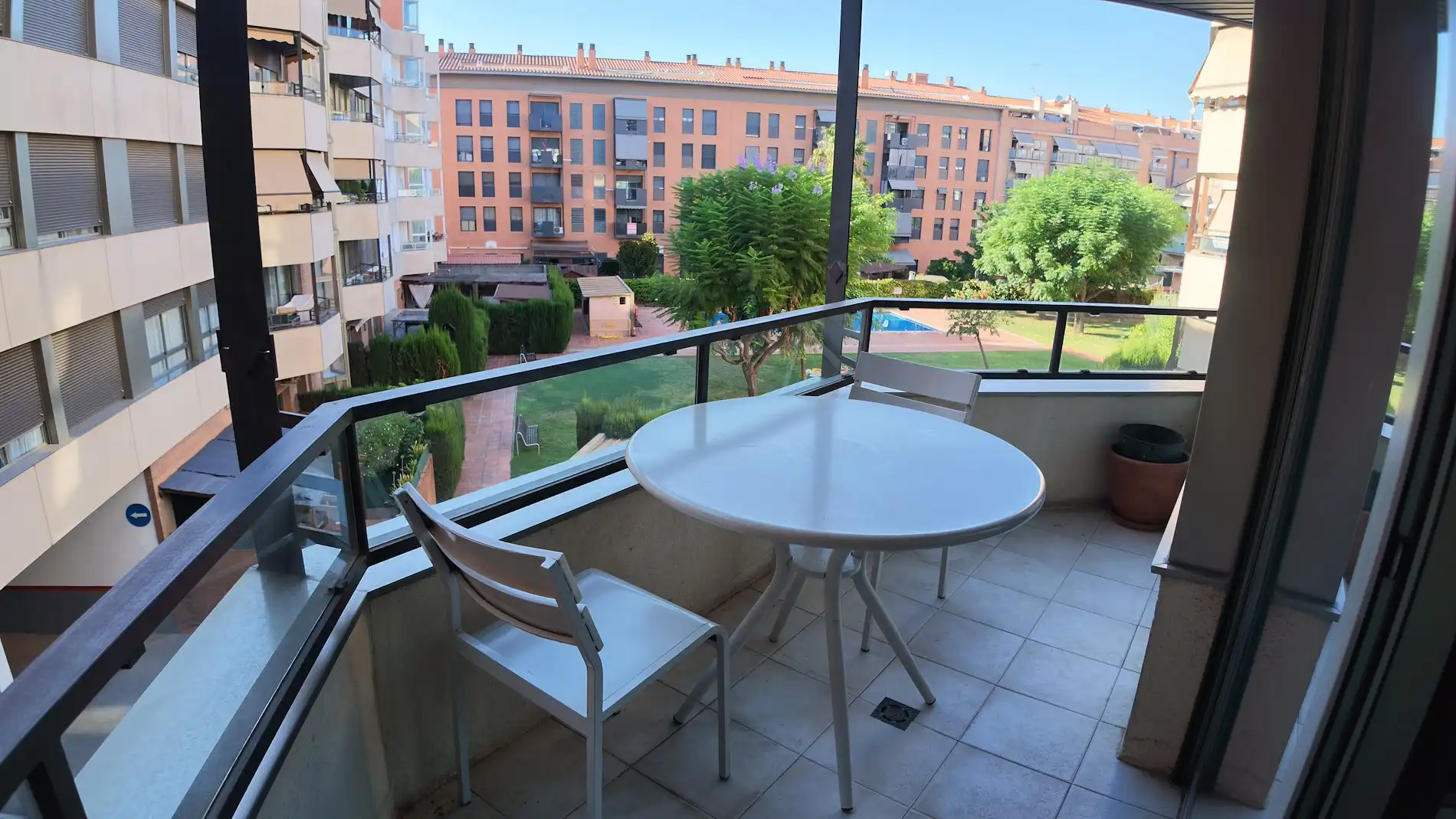 Terraza de Piso en venta en Molins de Rei con Aire acondicionado, Calefacción y Piscina