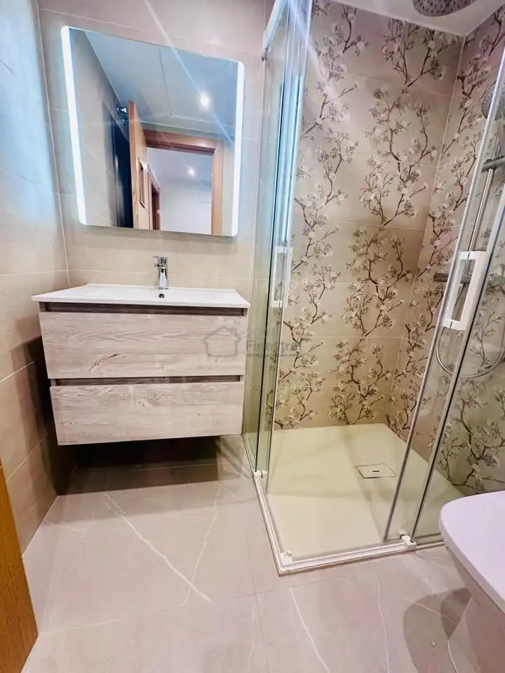 Baño de Planta baja de alquiler en Callosa d'en Sarrià con Aire acondicionado, Terraza y Amueblado