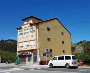 Vista exterior de Local de lloguer en Val de San Vicente 