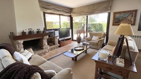 Foto 2 de Casa o xalet en venda a Pau Casals, La Vall d'en Bas, Girona