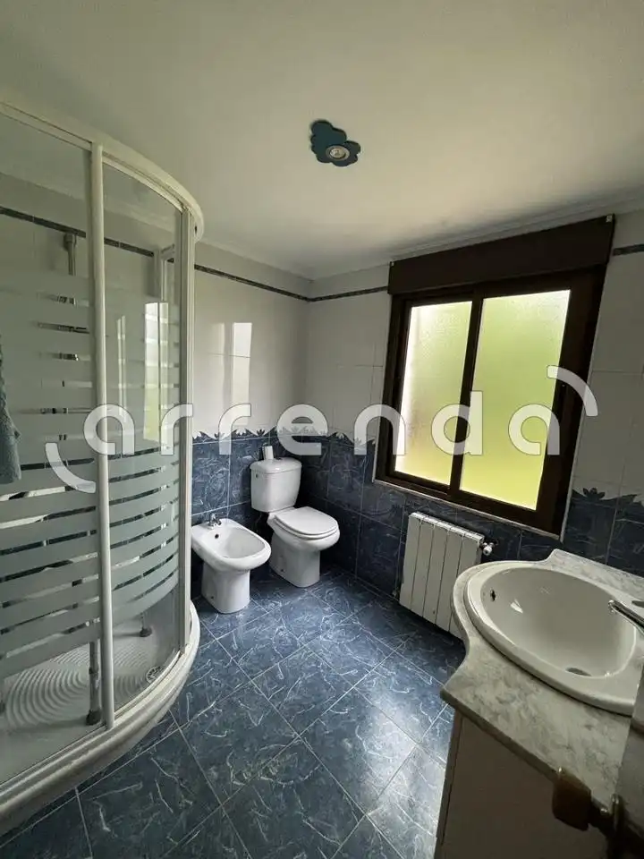 Baño de Casa o chalet en venta en Santa Cruz de Bezana
