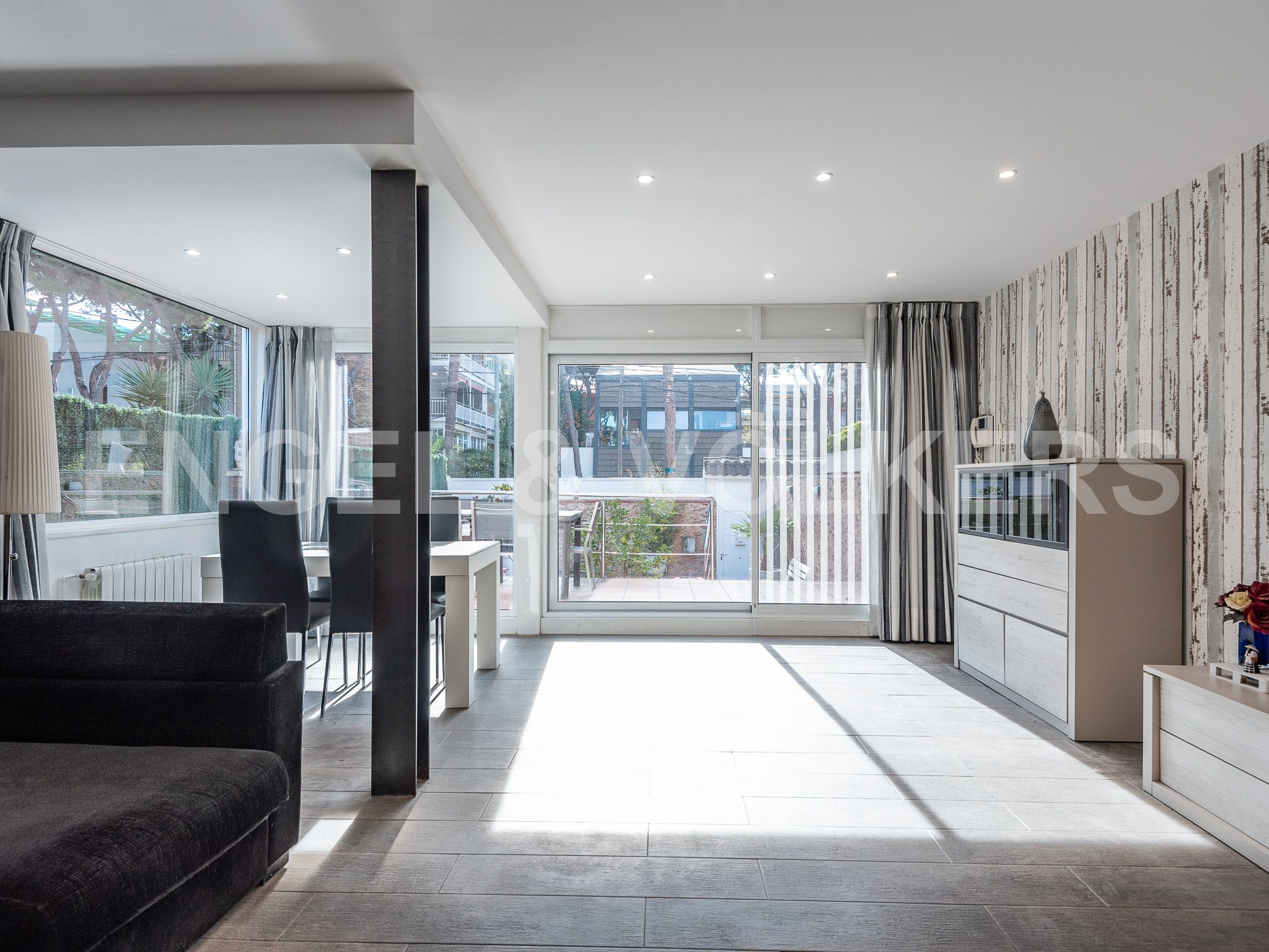 Cuina de Casa o xalet de lloguer en Castelldefels amb Aire condicionat, Calefacció i Jardí privat