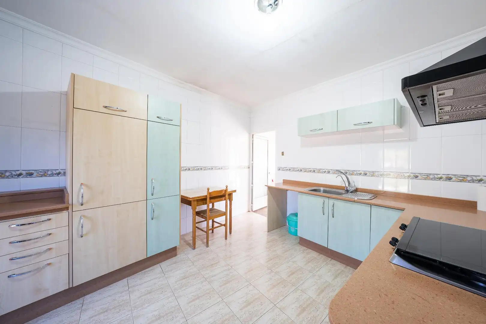 Cocina de Casa o chalet en venta en Elche / Elx con Aire acondicionado, Jardín privado y Terraza