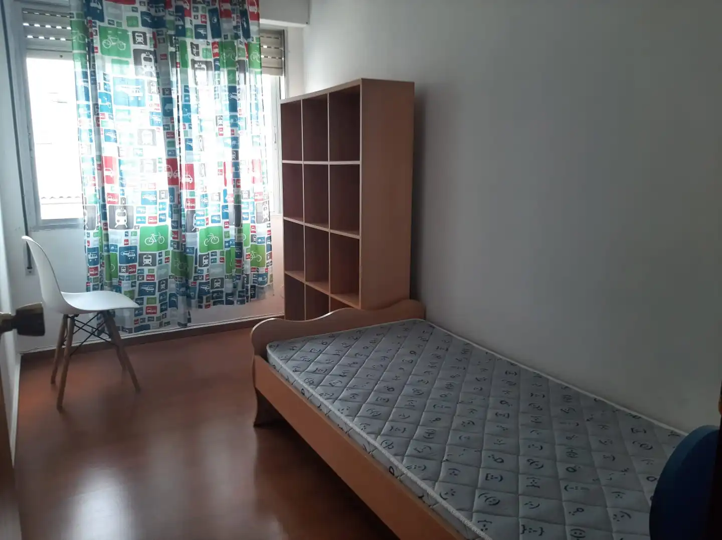 Bedroom of Flat for rent in Narón  with Furnished