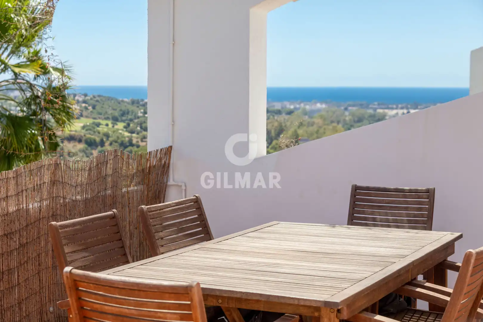 Terrace of Apartments for sale in Benahavís  with Heating, Swimming Pool and Balcony