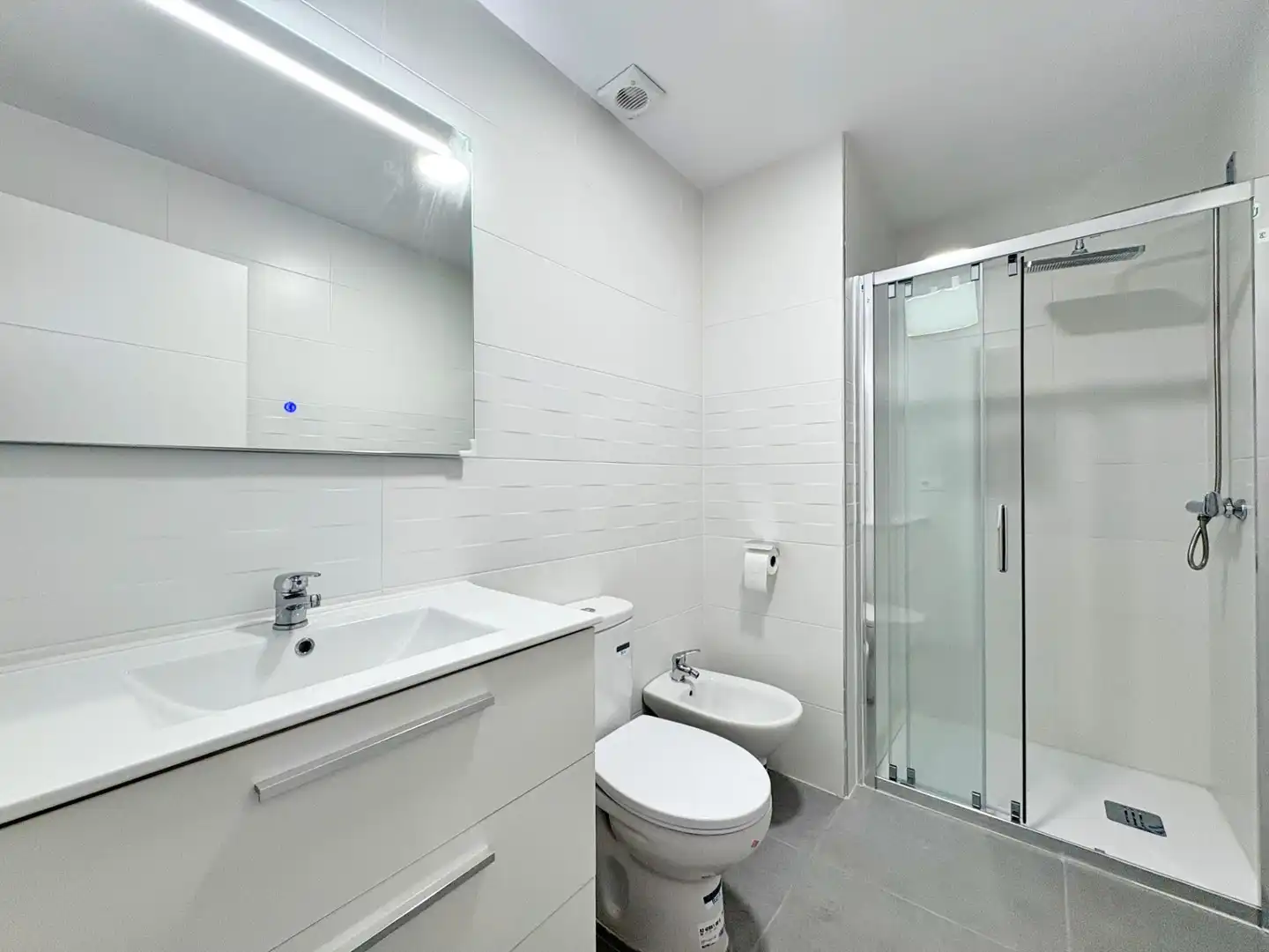 Bathroom of Ground floor for sale in Alicante / Alacant