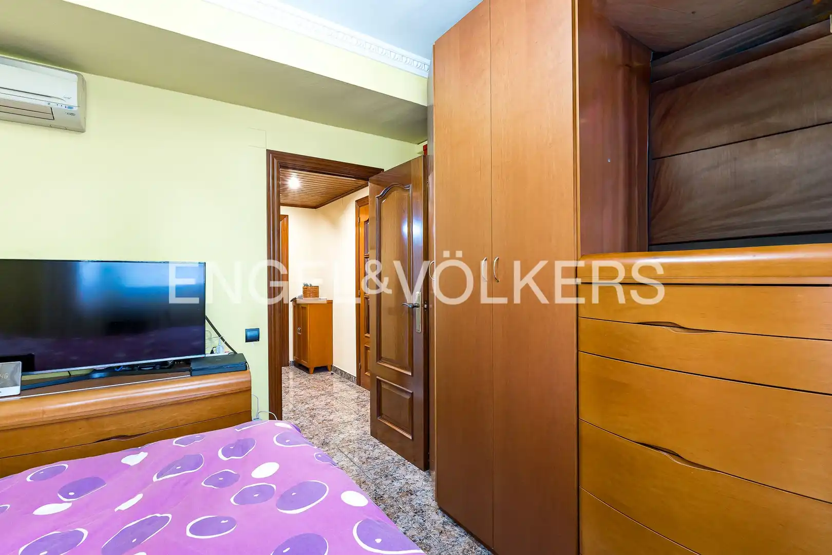 Habitación de Piso en venta en Barcelona con Calefacción y Balcón