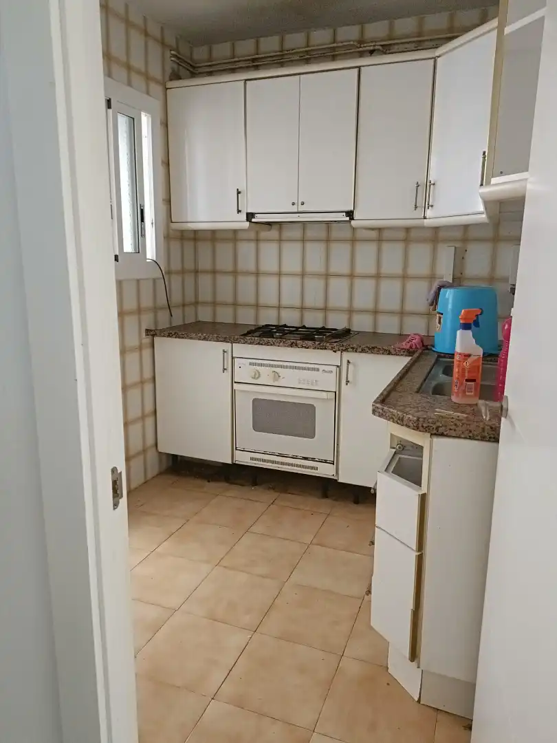 Cuina de Pis en venda en Sabadell amb Calefacció, Parquet i Traster