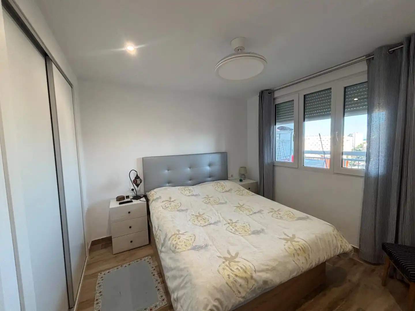 Habitación de Ático en venta en Alicante / Alacant con Amueblado y Piscina comunitaria