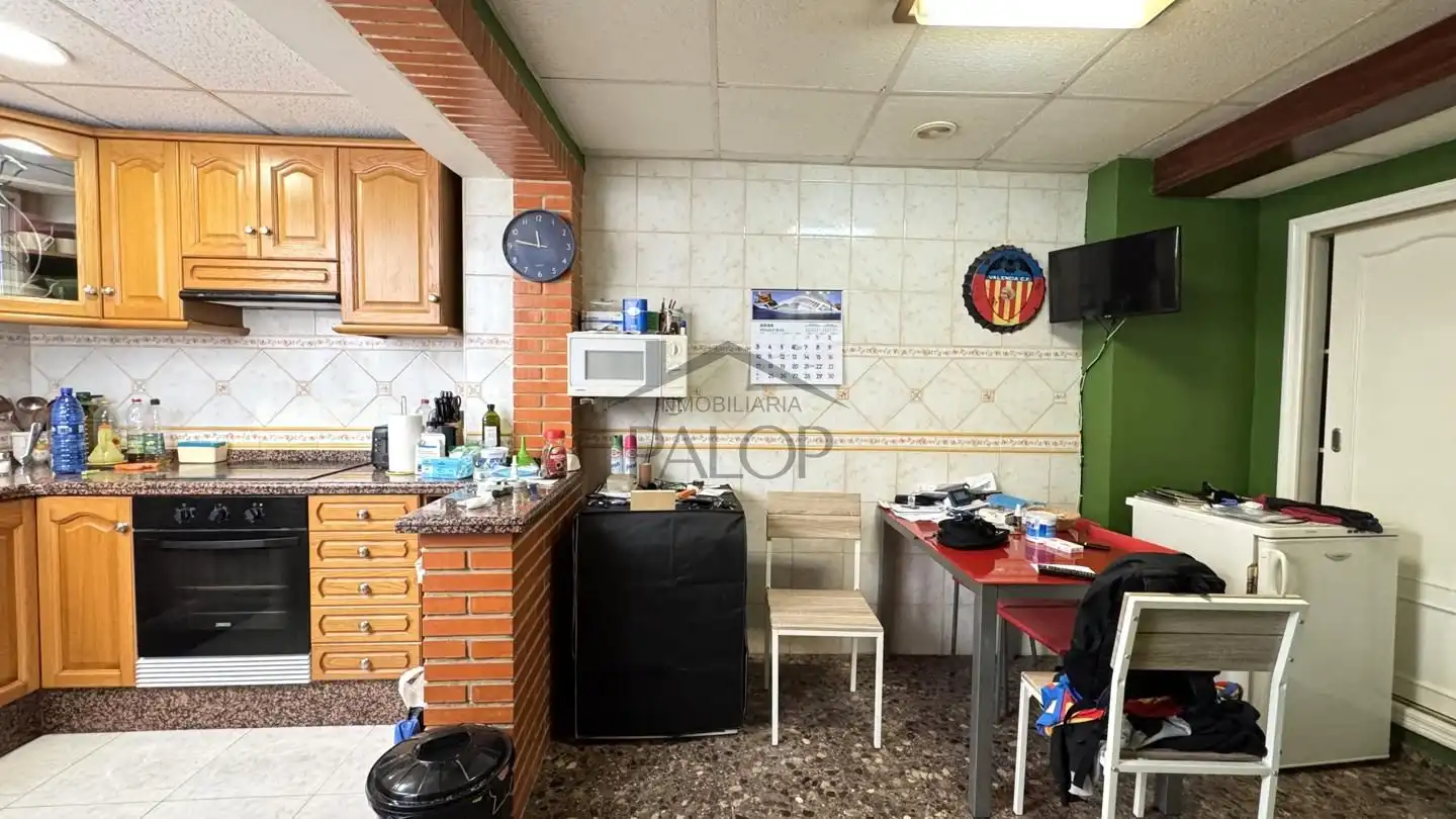 Cuina de Casa o xalet en venda en Carcaixent amb Aire condicionat, Terrassa i Traster