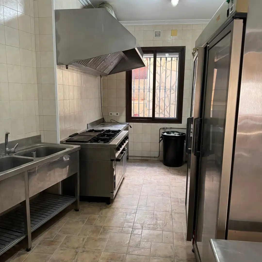 Cuina de Local en venda en Alfarnatejo