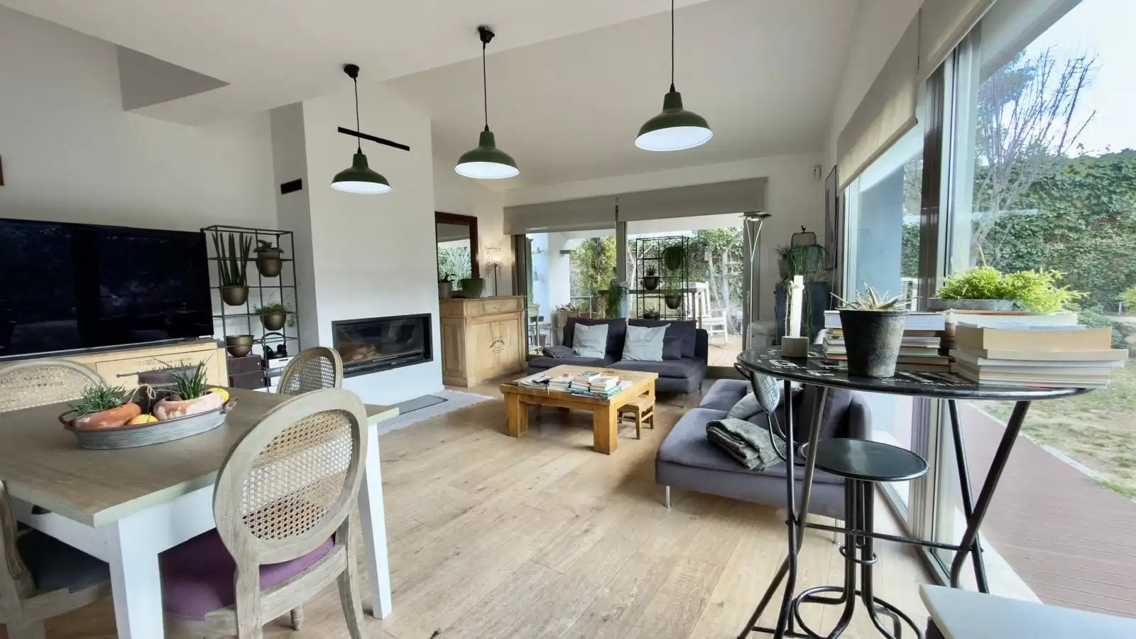 Sala d'estar de Casa o xalet en venda en Castellolí amb Calefacció, Jardí privat i Terrassa