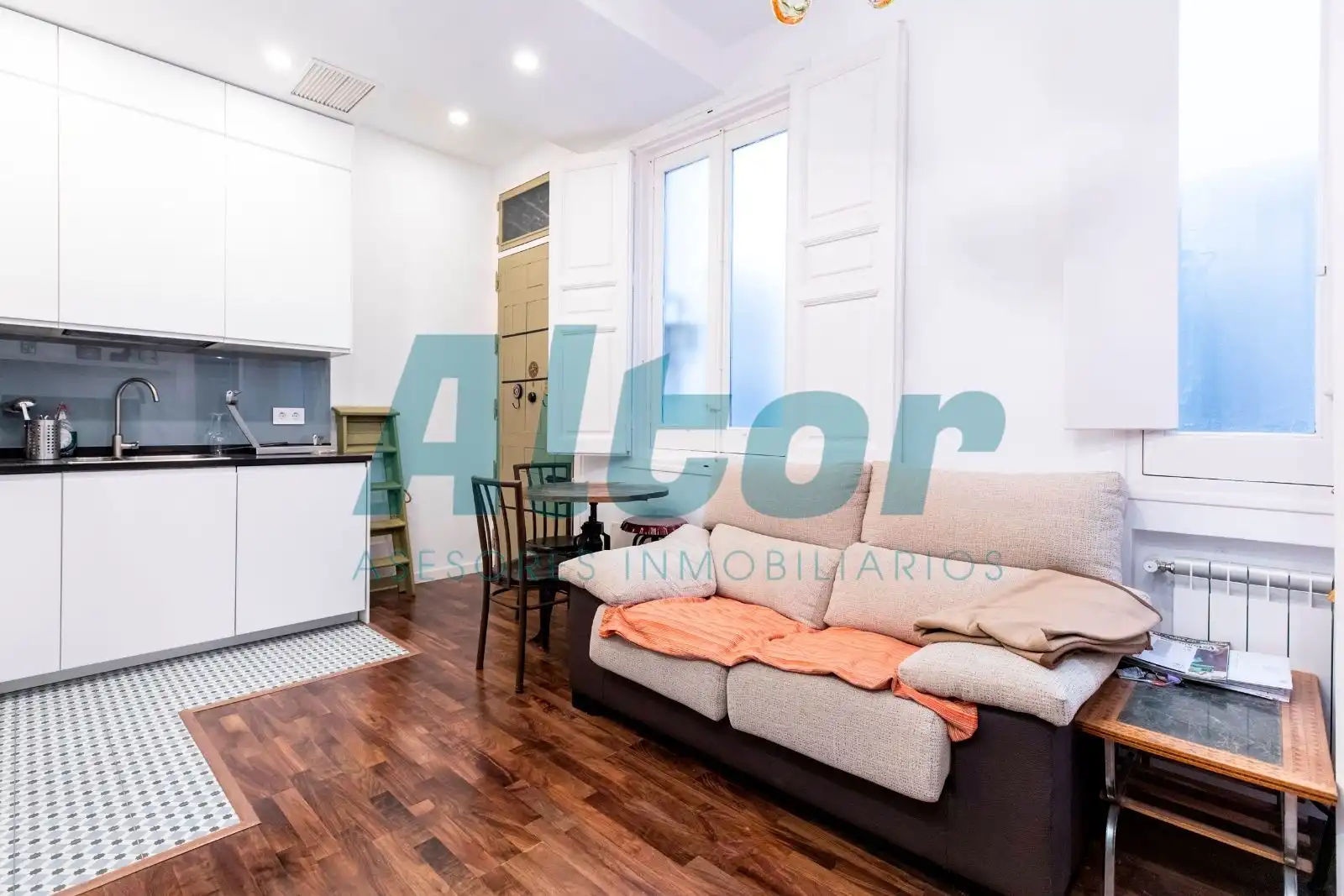 Piso en venta en DEL PRADO, Cortes - Huertas