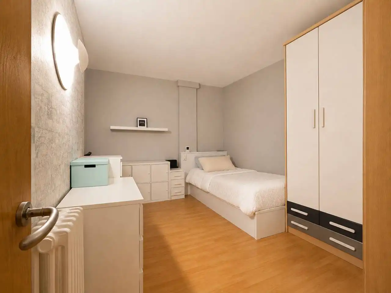 Bedroom of Flat for rent in Manresa  with Air Conditioner, Heating and Parquet flooring