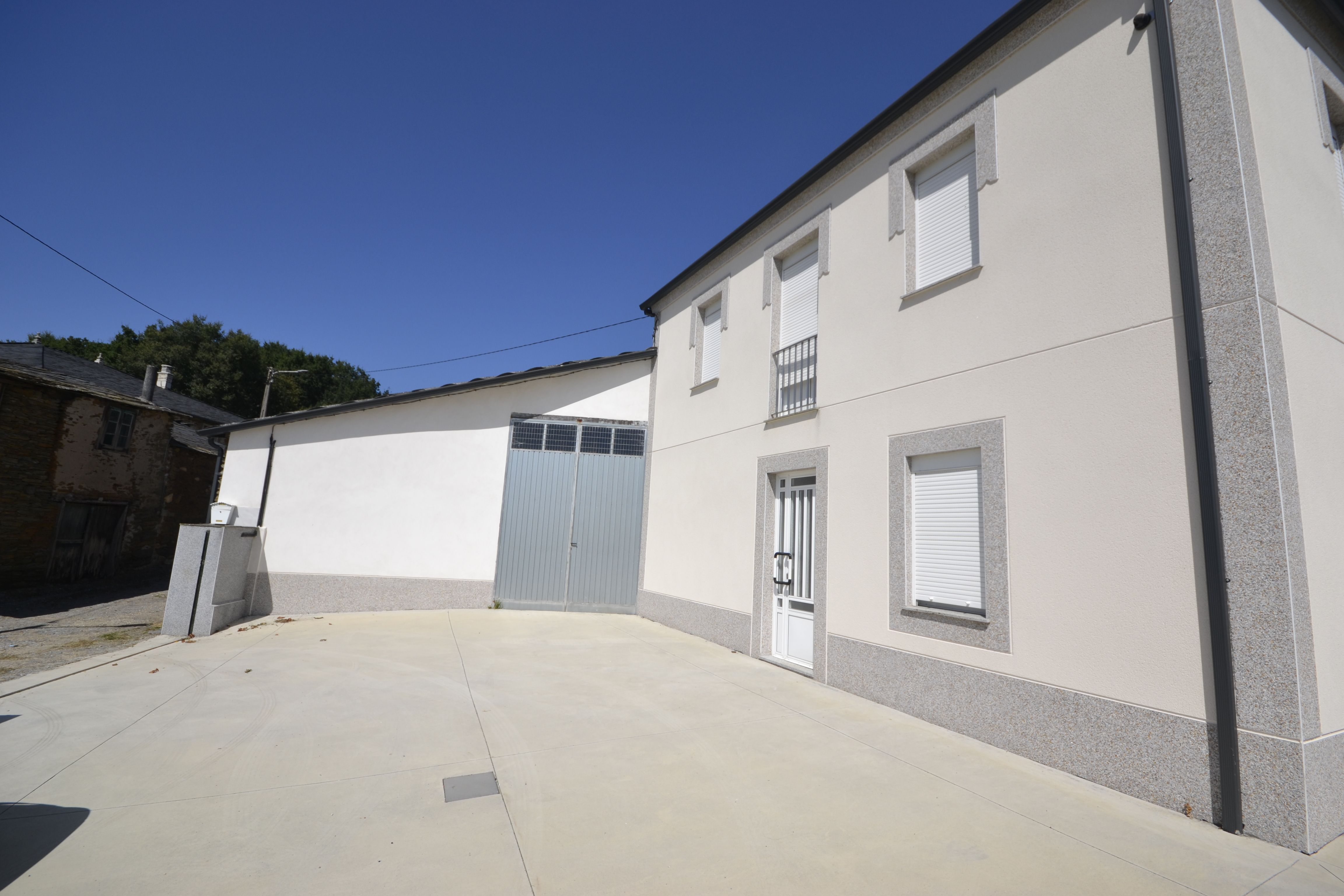 Houses for rent in O Incio