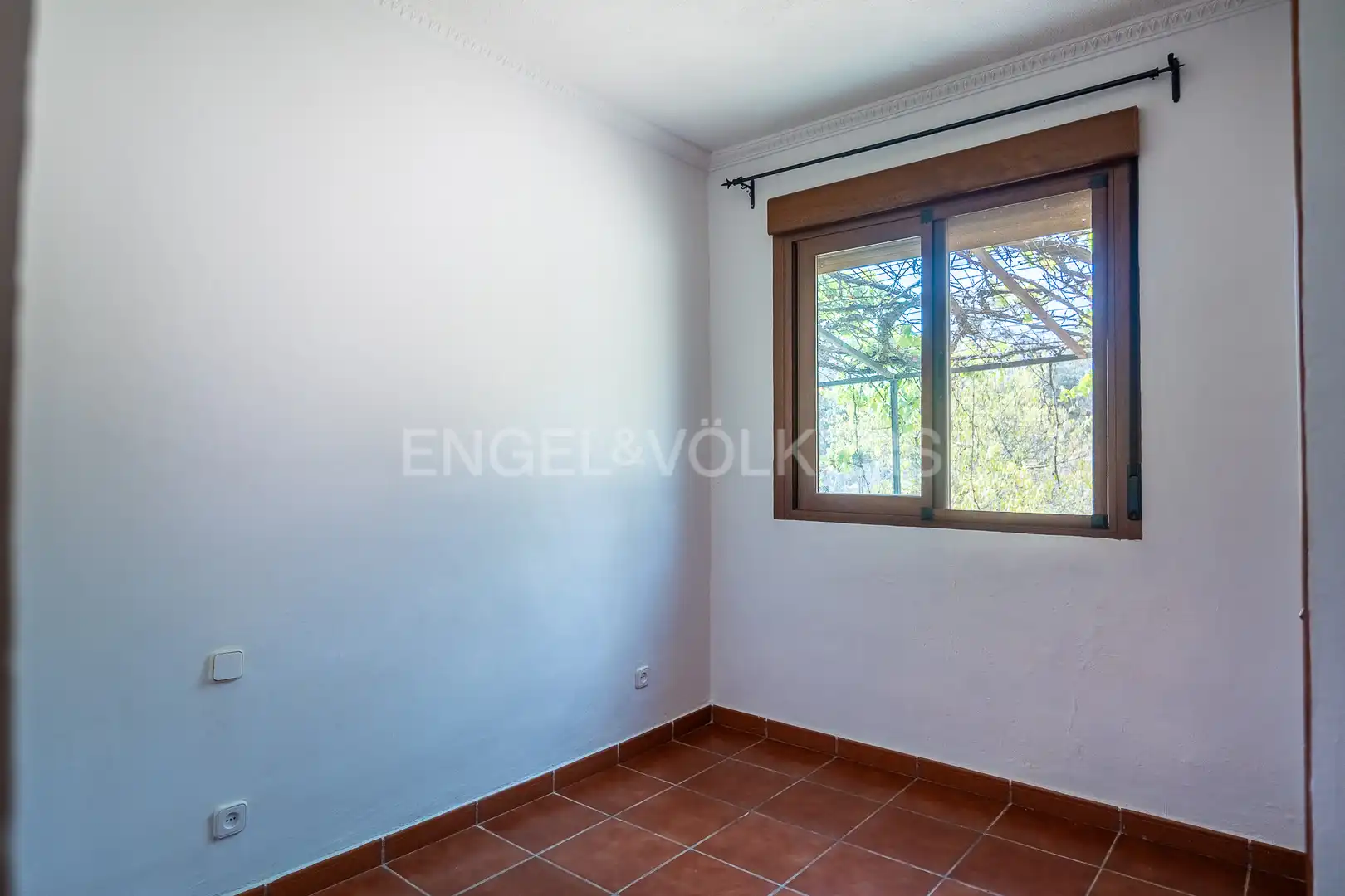 Finca rústica en venta en El Castillo de las Guardas con Calefacción, Jardín privado y Terraza