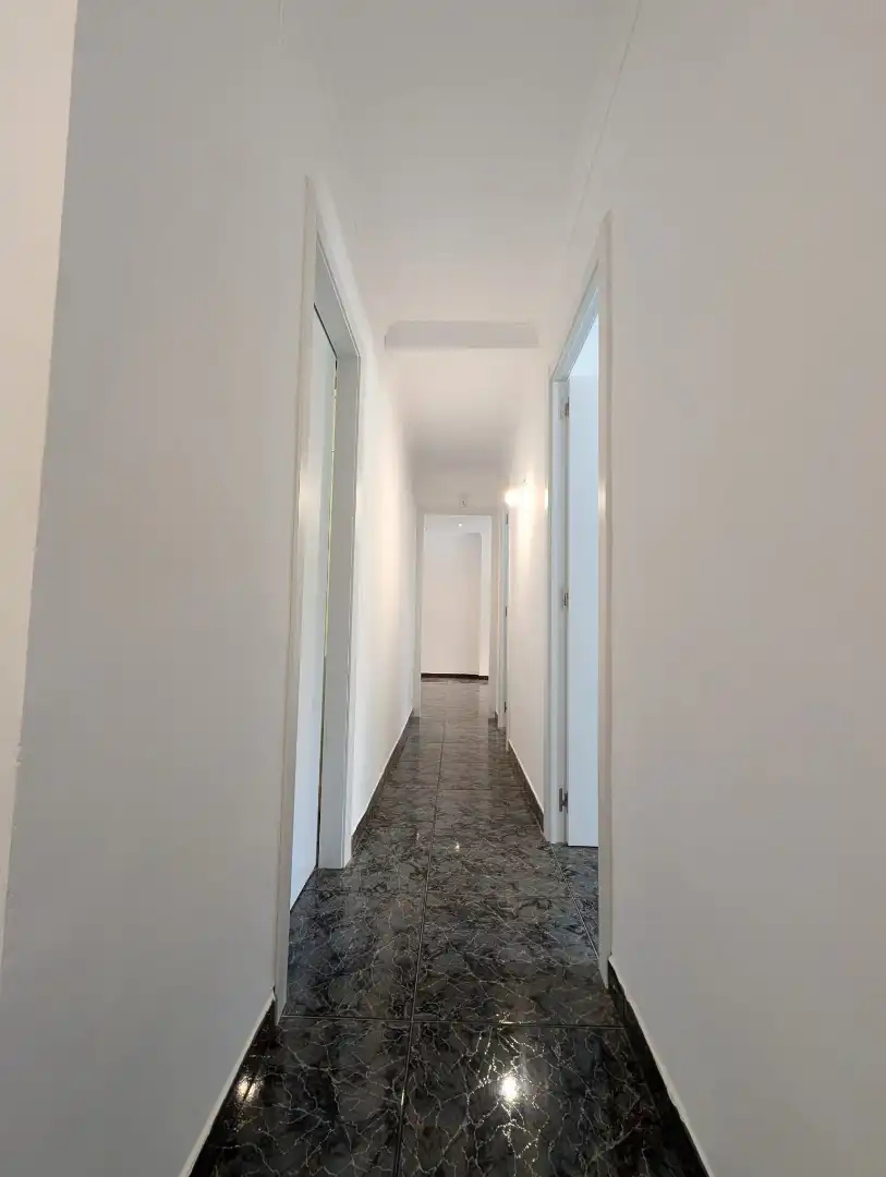 Piso en venta en Badalona con Aire acondicionado, Calefacción y Horno